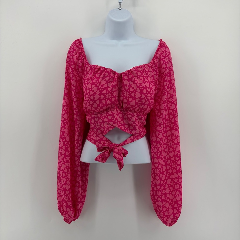 Madden NYC Womens XL Pink Heart Print Crop Top Long Sleeve Tie Front Cutout Back